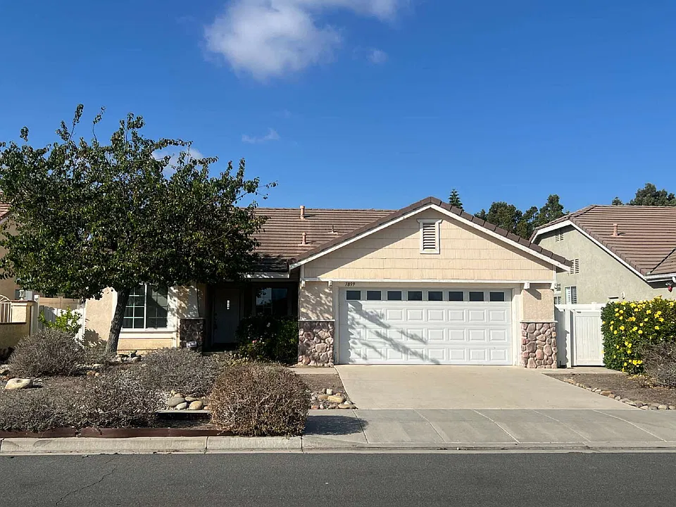 7899 Loma Vista Rd