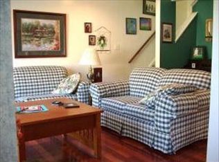 124 Parklawn Ct, Lancaster, PA 17601