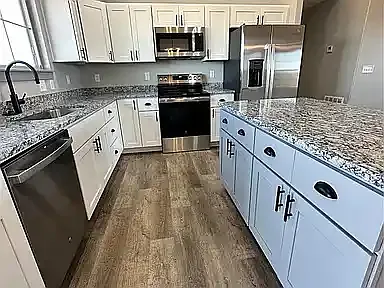 4 bed, 1580 sqft, $2,000 — Photo 3