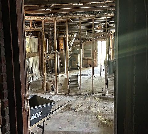 5th image of 1137 NE 19th St