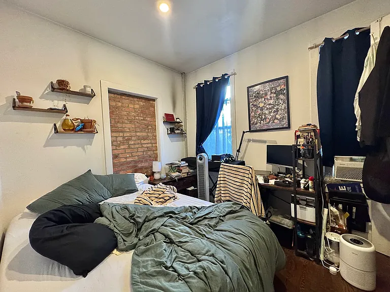 552 Lincoln Pl #2B — Photo 8