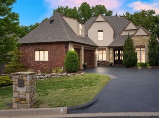 10606 S Nandina Ct, Jenks, OK 74037