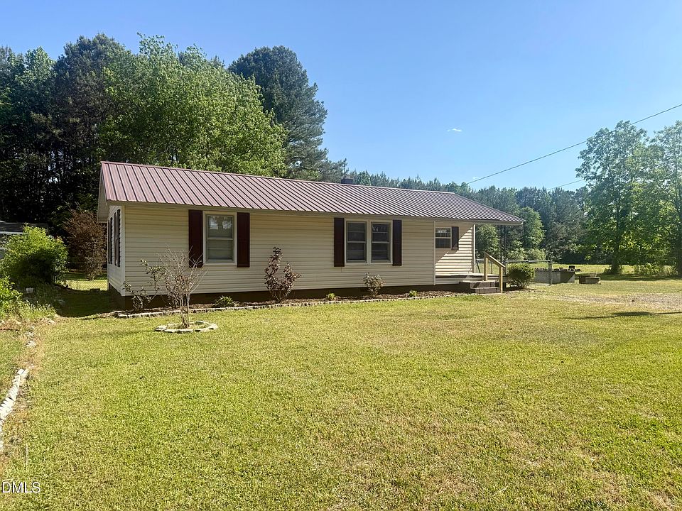 1st image of 42 Happy Trails Ln