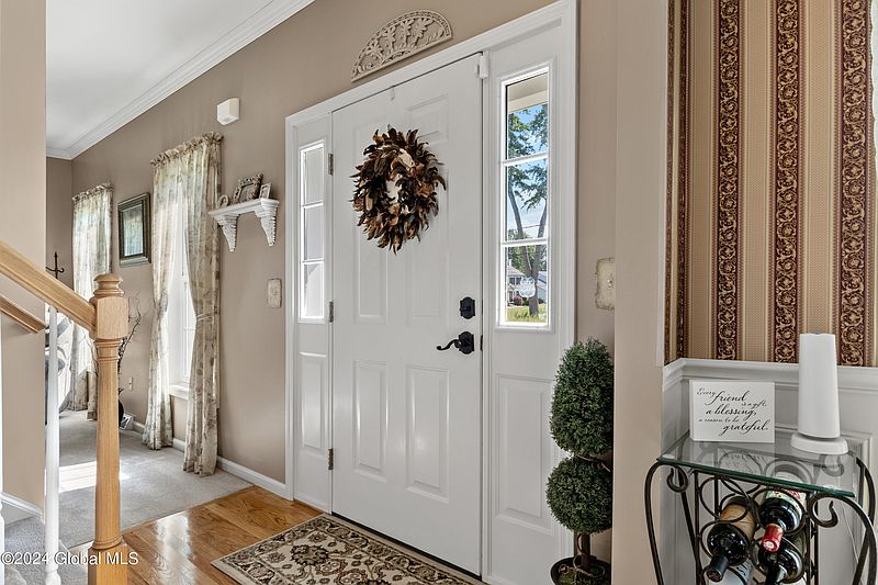 3rd image of 10 Westwood Lane