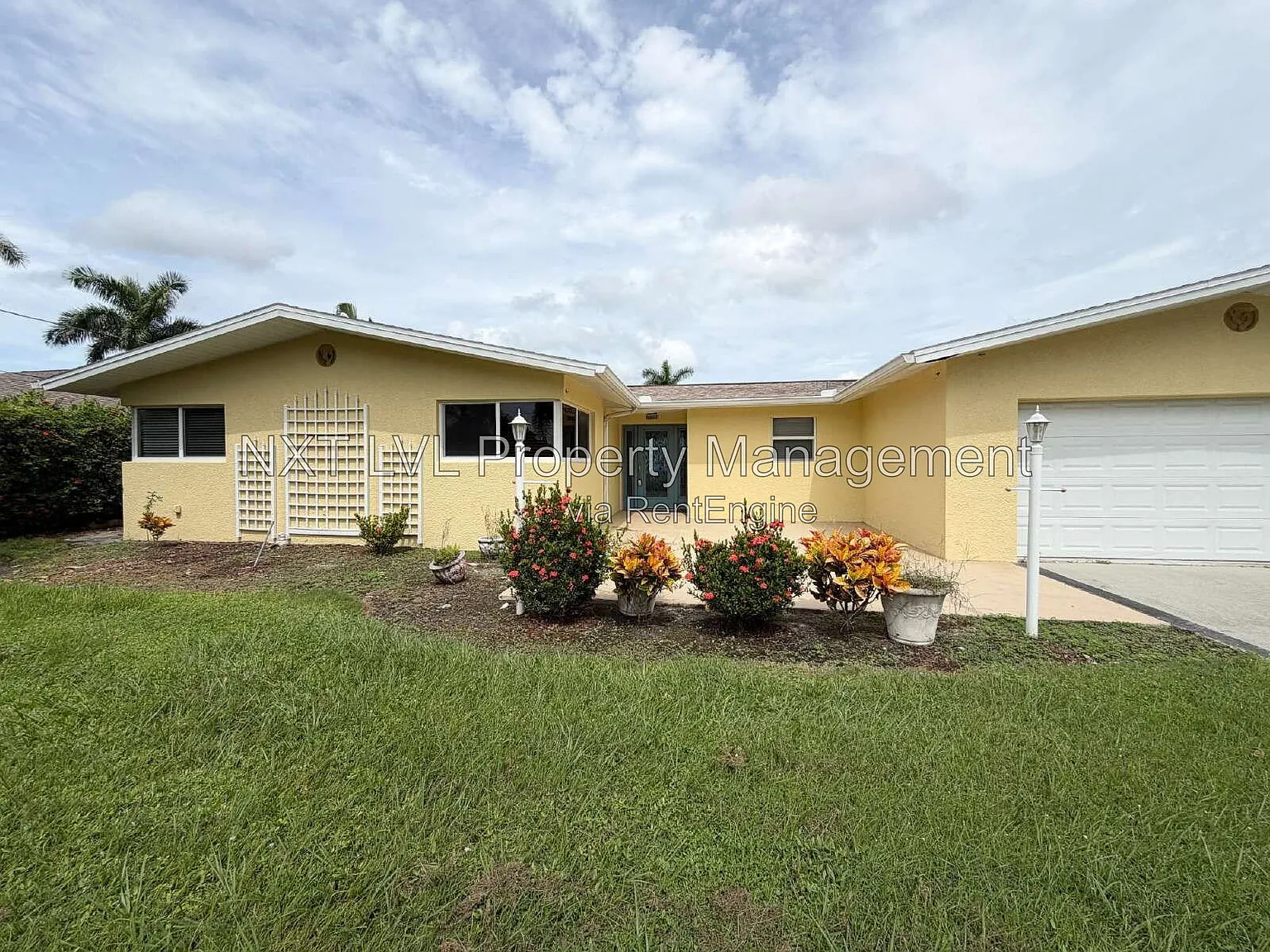 4 bed, 2.0 bath, 1788 sqft, $2,795 — Photo 2