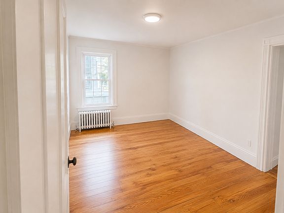 4th image of 55 Warren Ave #3