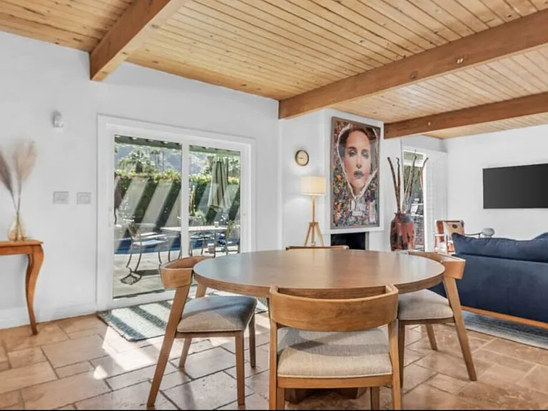 817 N Via Monte Vis — Photo 37