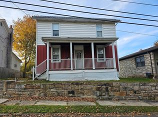 709 16th St, Saxton, PA 16678