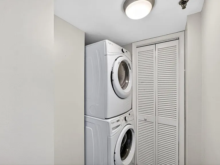 3901 S Flagler Dr #903 — Photo 25