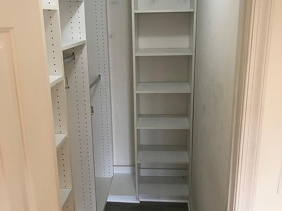 Custom closet
