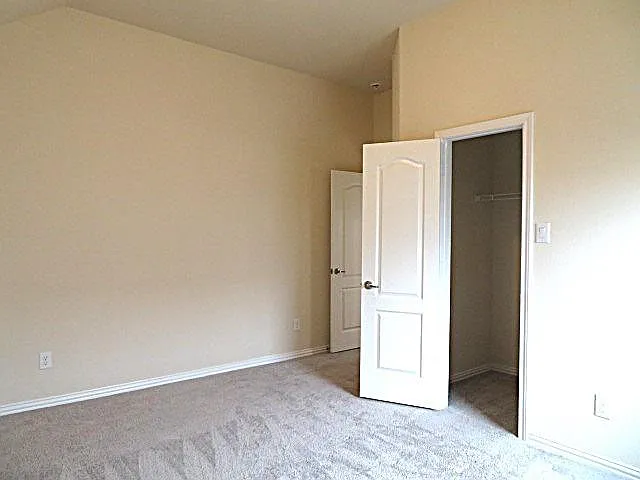 1927 Willow Rock Way — Photo 11