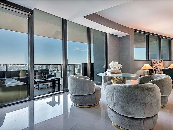 4th image of 18555 Collins Ave APT 3503