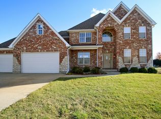 610 Hickman Ln, Woodstock, IL
