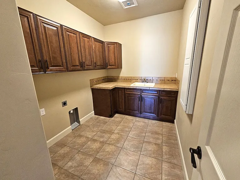2817 Tuscanna Dr — Photo 19