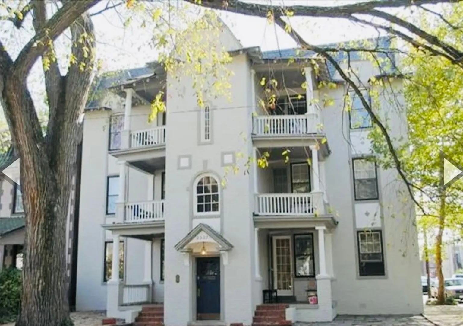 2327 Floyd Avenue — Photo 1