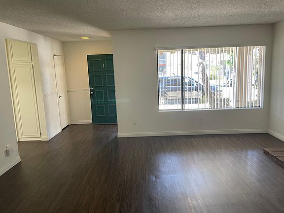 5th image of 312 Gladys Ave #1