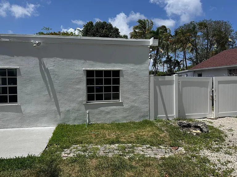 2415 Garfield St — Photo 17