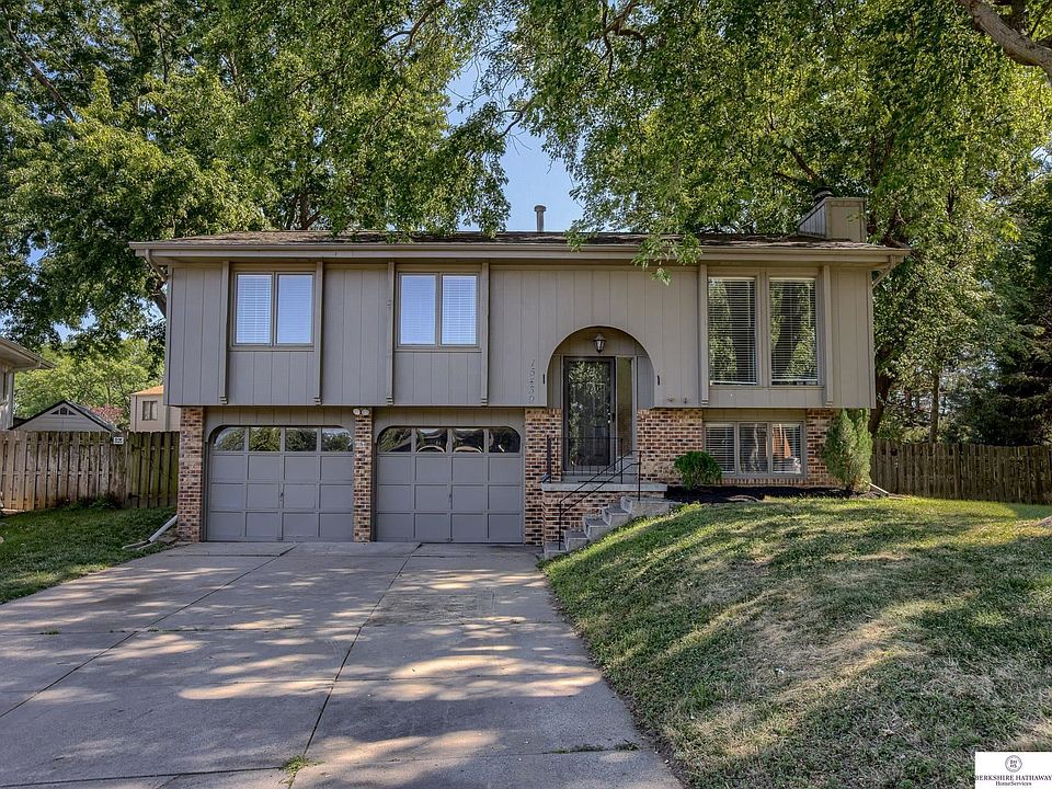 1st image of 15439 Douglas Cir