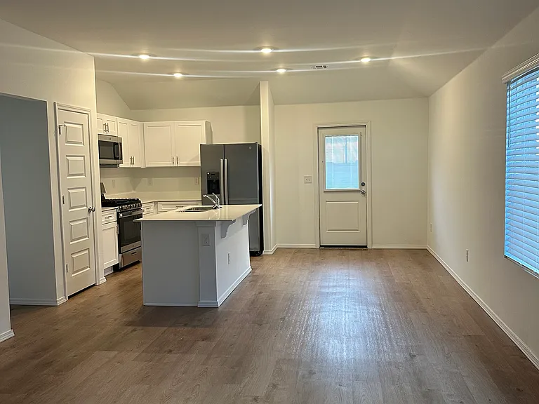 12829 Torretta Way — Photo 4