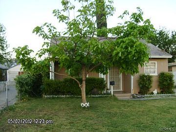 2nd image of 1723 N Pico Ave