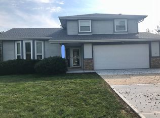 1001 Shawnee Rd, Papillion, NE 68046