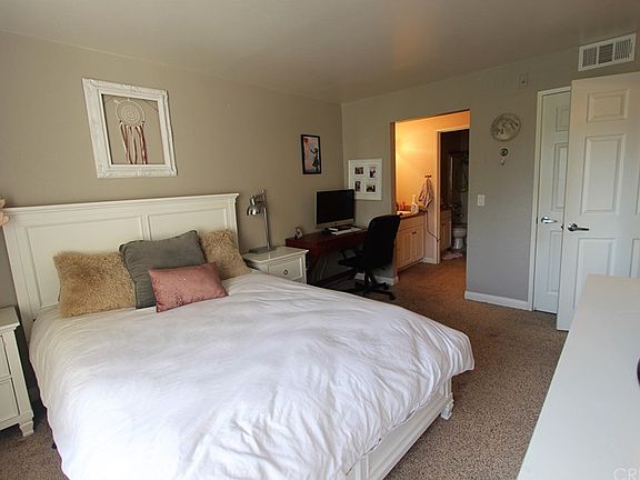 3rd image of 5565 Canoga Ave APT 213