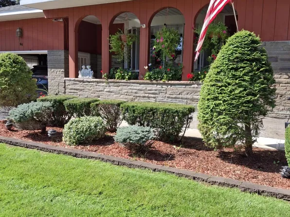 24 Juracka Parkway, Schenectady, NY 12306