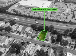 596-598 Avenue E, Bayonne, NJ 07002