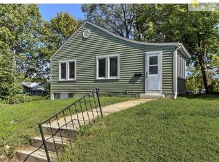 4213 Greenwood Pl, Kansas City, MO 64111