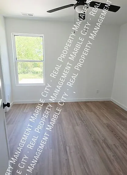 2505 Boyds Bridge Pike — Photo 5