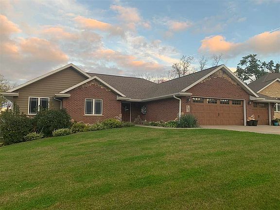 2nd image of 3155 Arboretum Ct