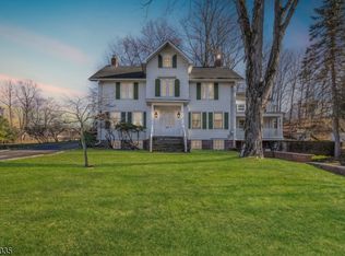 265 Little Falls Rd, Cedar Grove, NJ 07009