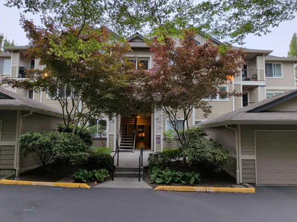 107 164th St SE APT 2-301, Bothell, WA 98012
