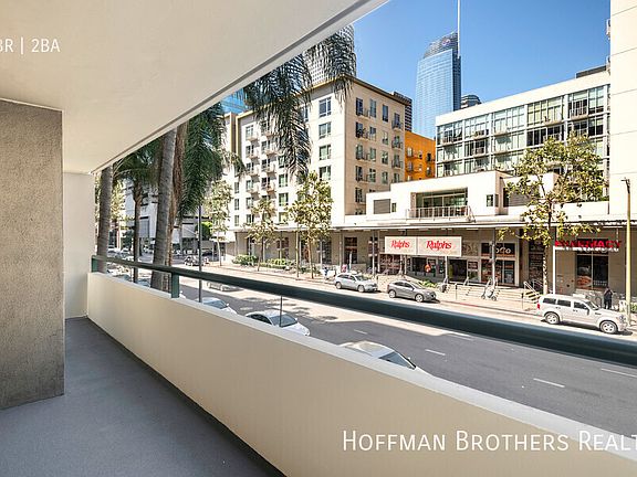 5th image of 602 W 9th St #211
