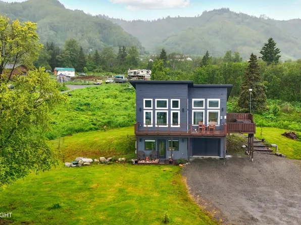 40055 Johnna Cir, Homer, AK 99603