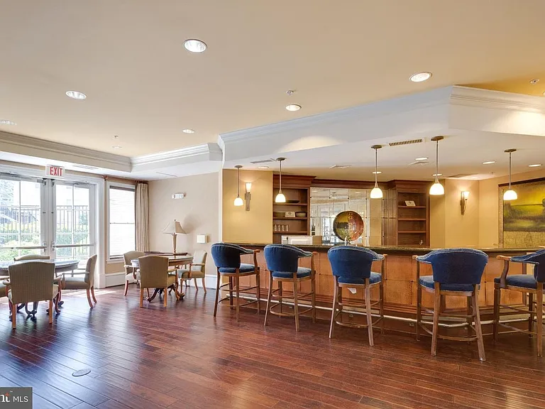2665 Prosperity Ave #121 — Photo 23