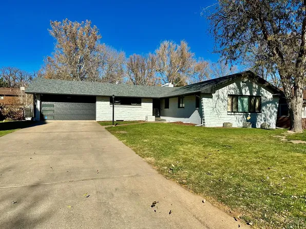 221 Carlile Ave, Pueblo, CO 81004