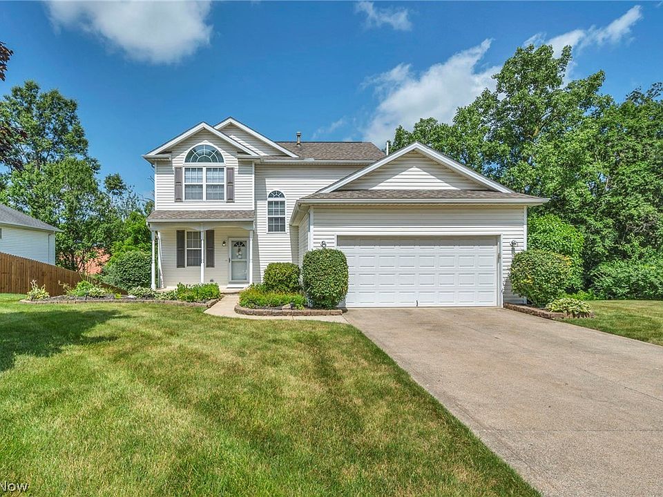 1st image of 4874 Gateway Dr