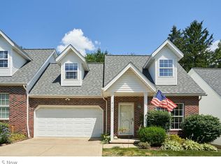 2100 Jennifer St, Akron, OH 44313