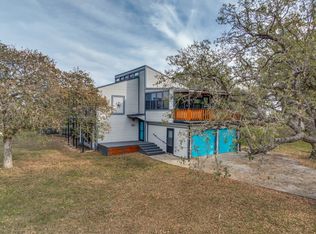 237 Runaway Bay Dr, Bridgeport, TX 76426