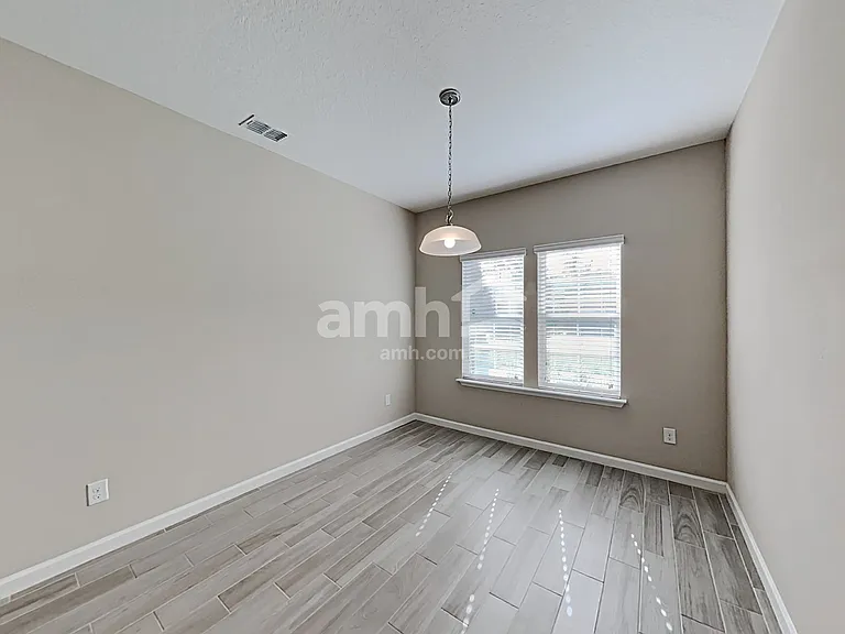 226 Athens Dr — Photo 7