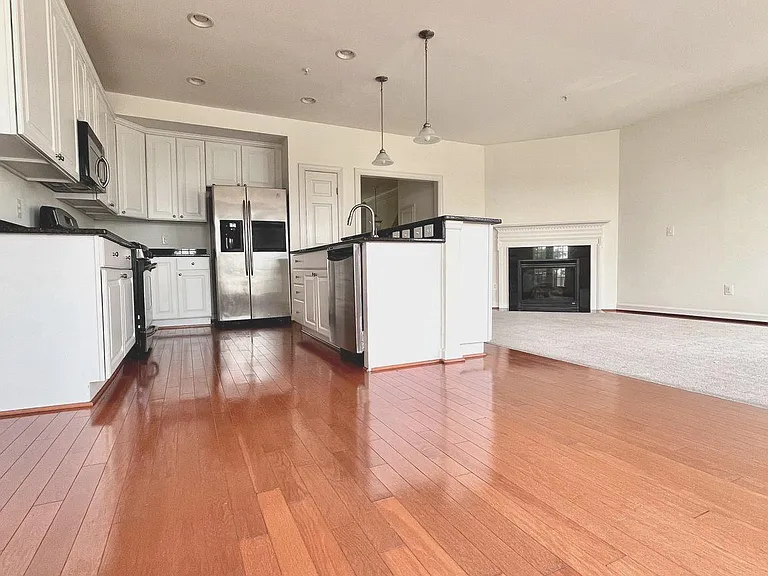5605 Harrington Falls Ln #F — Photo 37