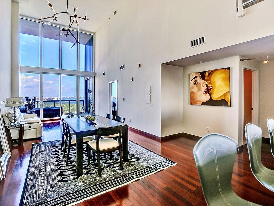 1st image of 601 NE 36th St Suite 6