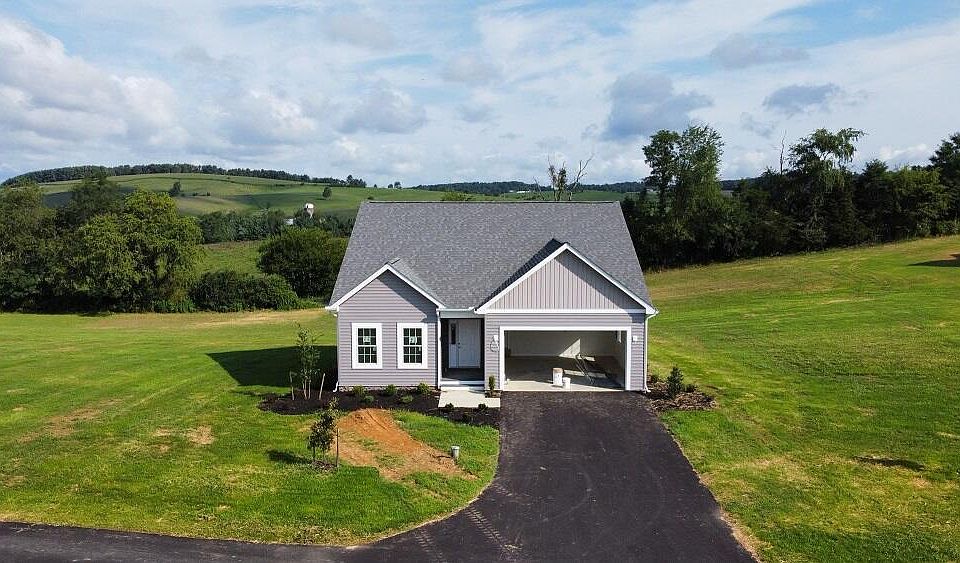 4131 Stanley Rd, Christiansburg, VA 24073 MLS 898419 Zillow