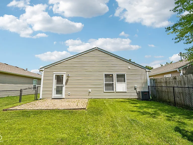 1754 Elijah Blue Dr — Photo 28