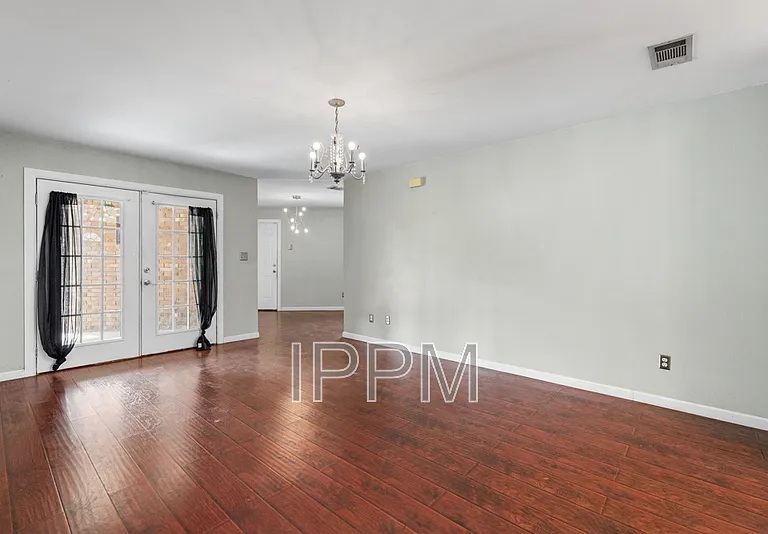5233 Clearview Dr — Photo 7