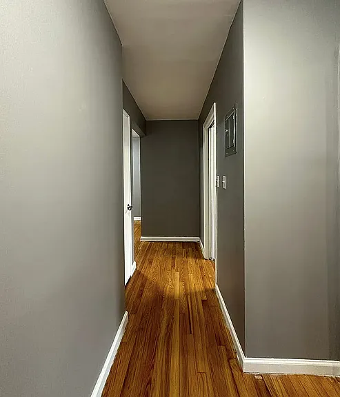 138 E 7th St #7 — Photo 15