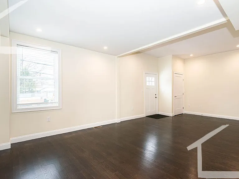 116 Jerome St #120 — Photo 21
