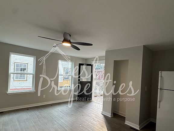 3rd image of 233 Cambridge Ave E #3