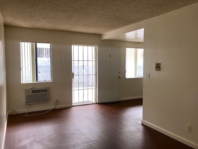 1st image of 6448 Troost Ave APT 2